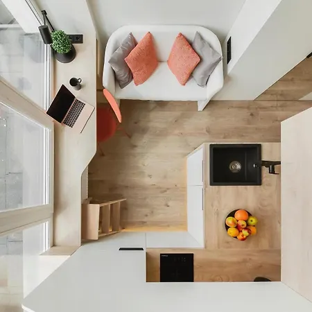 Brand New Light Apartment *